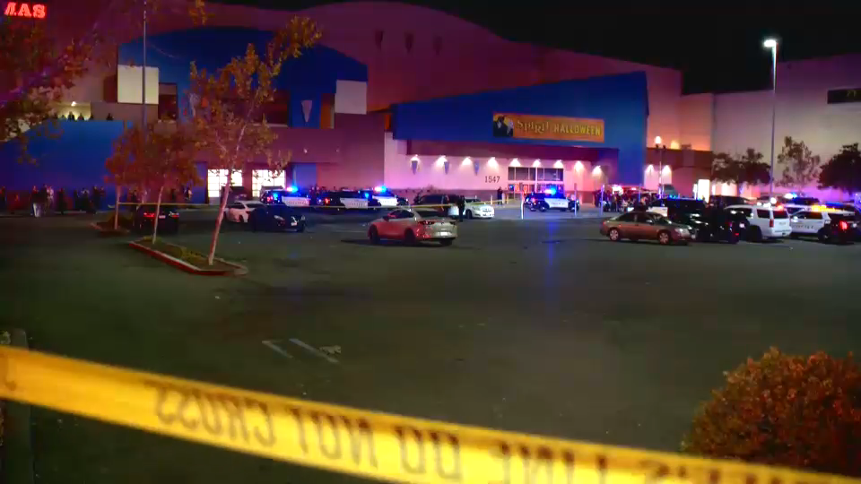 1 killed, 6 injured at 'Spirit Halloween' store shooting in California
— East Hampton Business news