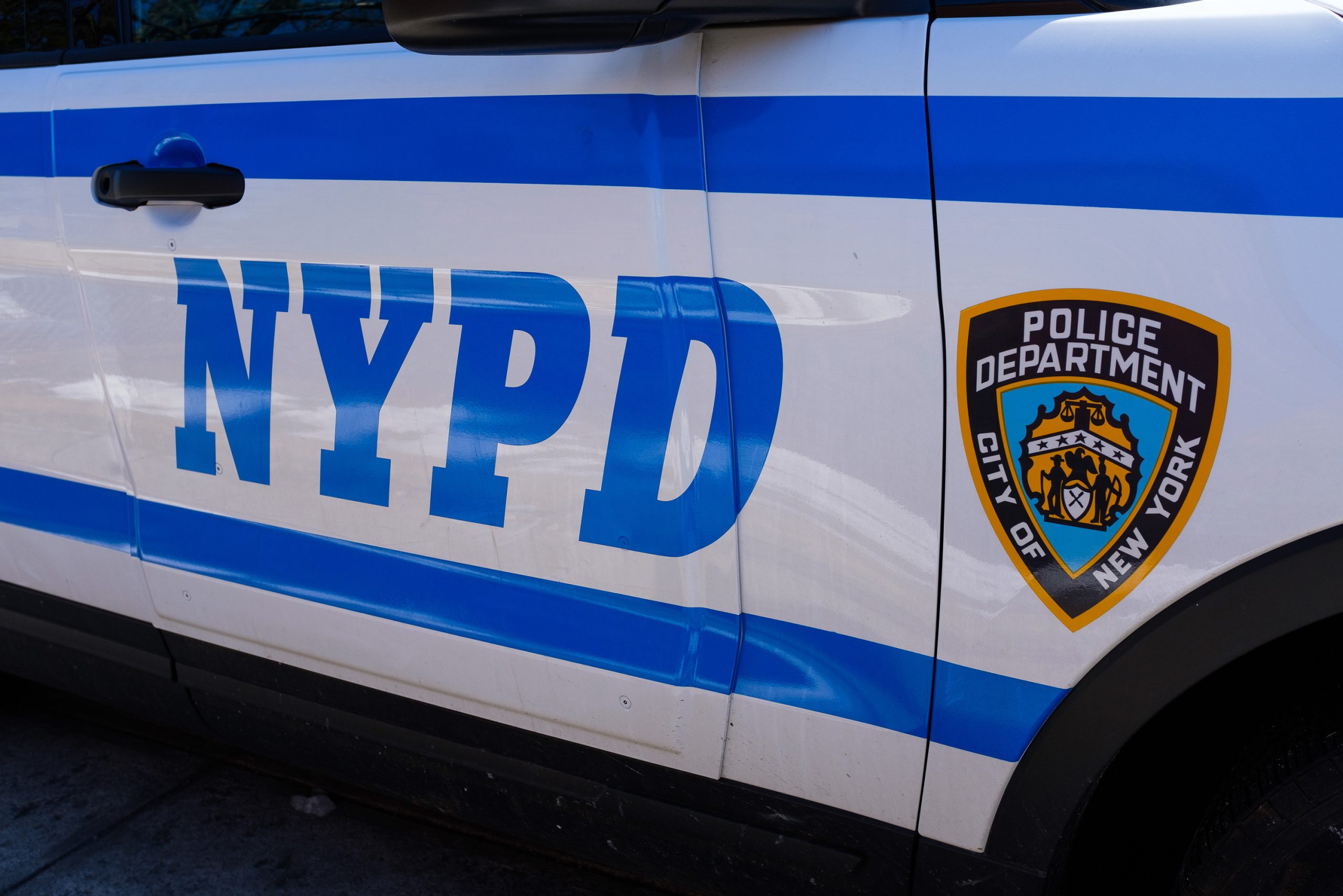 28-year-old woman critically injured after being stabbed while jogging on Brooklyn bike path — East Hampton Community news